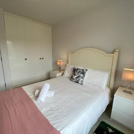 Clogher View - Scenic 度假居 丁格尔